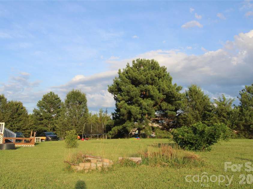 104 Waynes Place, Kings Mountain, NC 28086.  MLS# CAR4400434, YatesRealty ID 35098. 