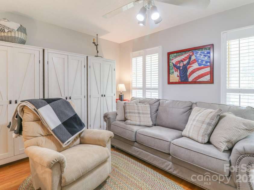 51 Windy Acres Drive, Fairview, NC 28730.  MLS# CAR4297537, YatesRealty ID 35098. 2nd br 1st floor or office/den