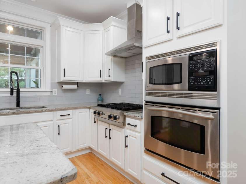 19112 Glouster Court, Cornelius, NC 28031.  MLS# CAR4291361, YatesRealty ID 35099. No updates needed here!!