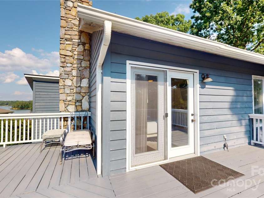 95 Lake Club Lane, Nebo, NC 28761.  MLS# CAR4171181, YatesRealty ID 351. 