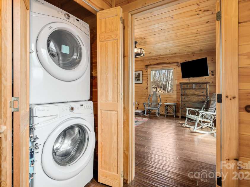 1603 Black Forest Drive, Bryson City, NC 28713.  MLS# CAR4294723, YatesRealty ID 35100. 