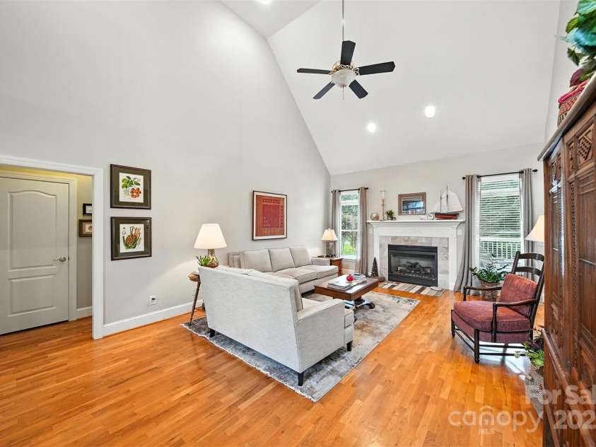 510 7th Street, Conover, NC 28613.  MLS# CAR4297080, YatesRealty ID 35101. 
