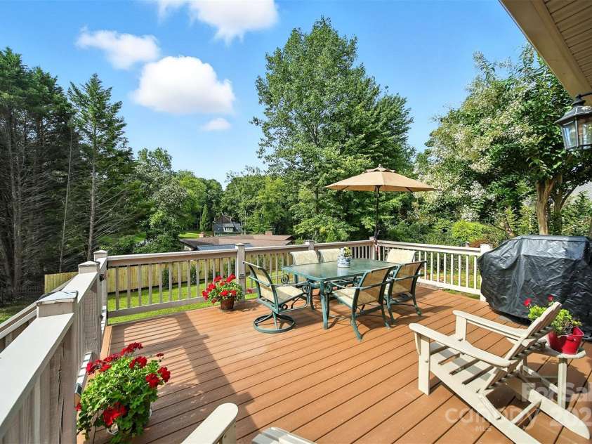 510 7th Street, Conover, NC 28613.  MLS# CAR4297080, YatesRealty ID 35101. 