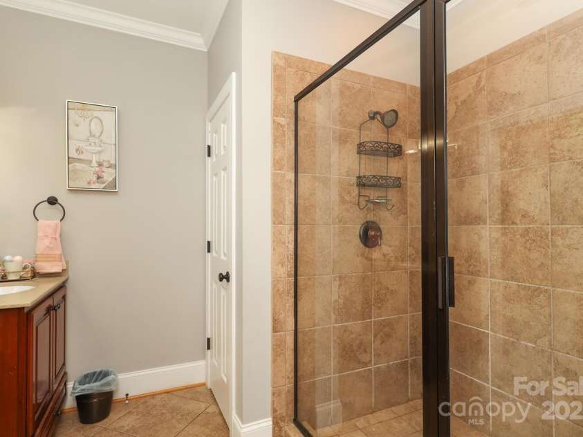 3015 Rochester Court, Monroe, NC 28110.  MLS# CAR4275936, YatesRealty ID 35102. Bath