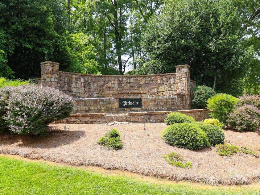 3015 Rochester Court, Monroe, NC 28110.  MLS# CAR4275936, YatesRealty ID 35102. Monument