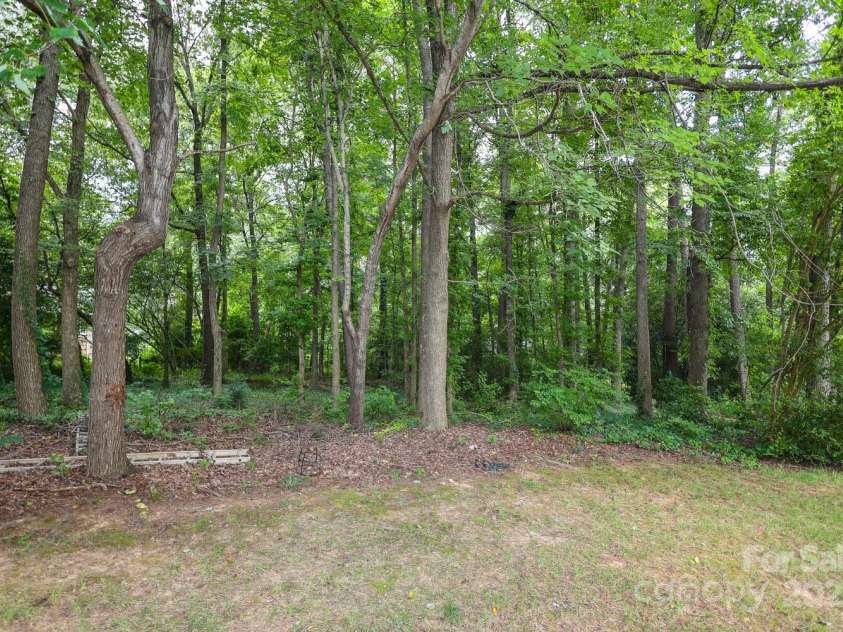 3015 Rochester Court, Monroe, NC 28110.  MLS# CAR4275936, YatesRealty ID 35102. Rear yard