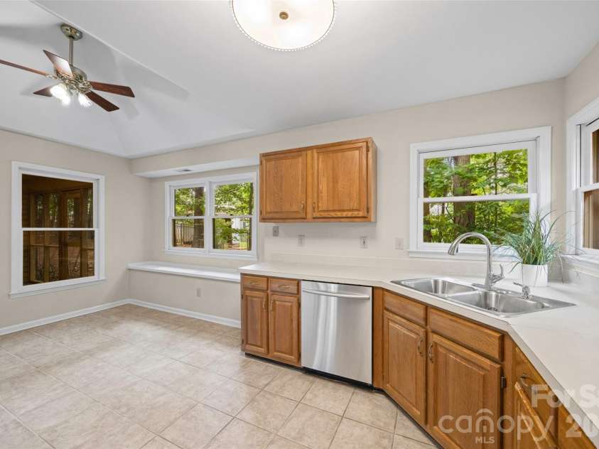 5053 Suwarrow Court, Tega Cay, SC 29708.  MLS# CAR4395650, YatesRealty ID 35103. 