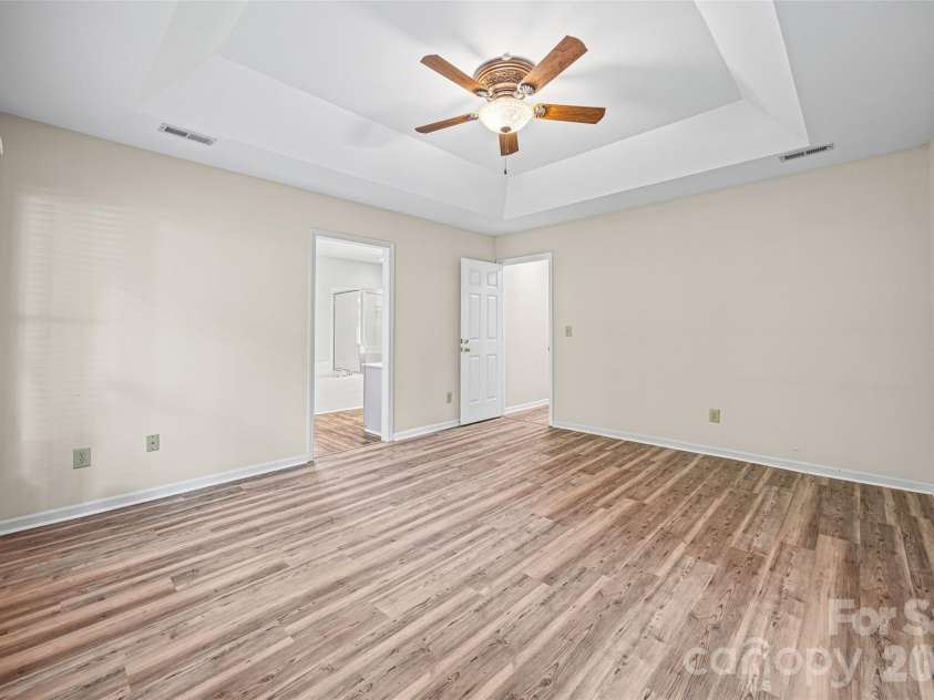 5053 Suwarrow Court, Tega Cay, SC 29708.  MLS# CAR4395650, YatesRealty ID 35103. 