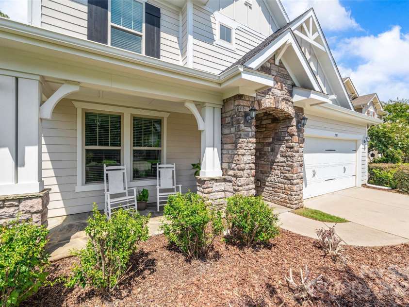 731 Lagan Court, Fort Mill, SC 29715.  MLS# CAR4284293, YatesRealty ID 35103. 