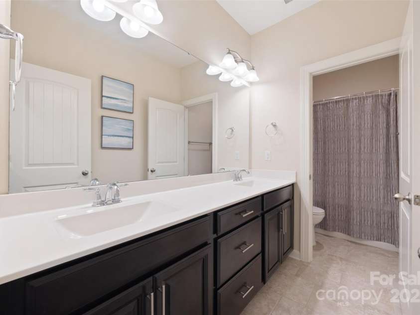 731 Lagan Court, Fort Mill, SC 29715.  MLS# CAR4284293, YatesRealty ID 35103. 