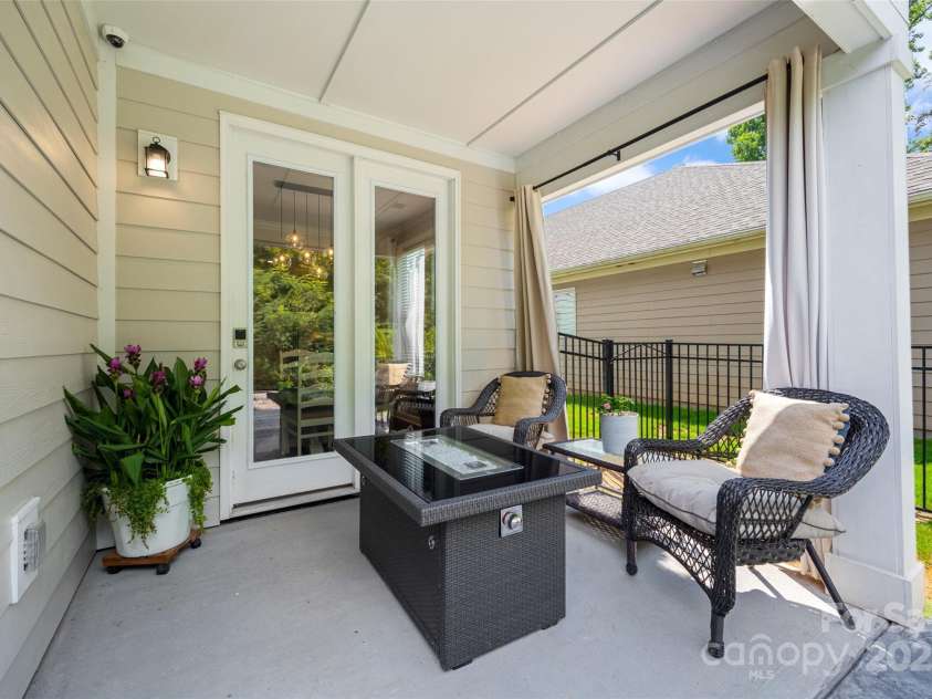731 Lagan Court, Fort Mill, SC 29715.  MLS# CAR4284293, YatesRealty ID 35103. 