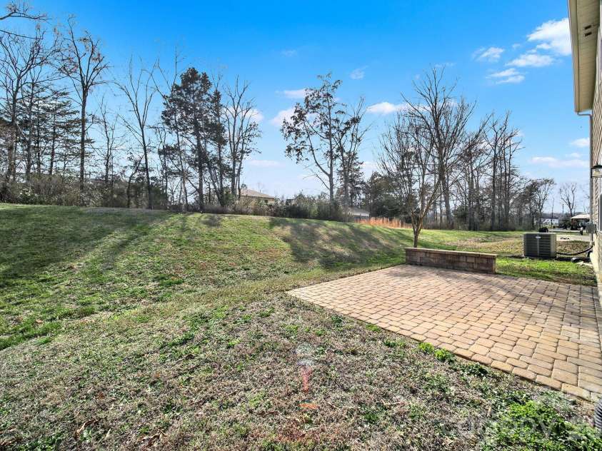 10328 Ebbets Road, Charlotte, NC 28273.  MLS# CAR4409878, YatesRealty ID 35104. Loft/Bonus Area
