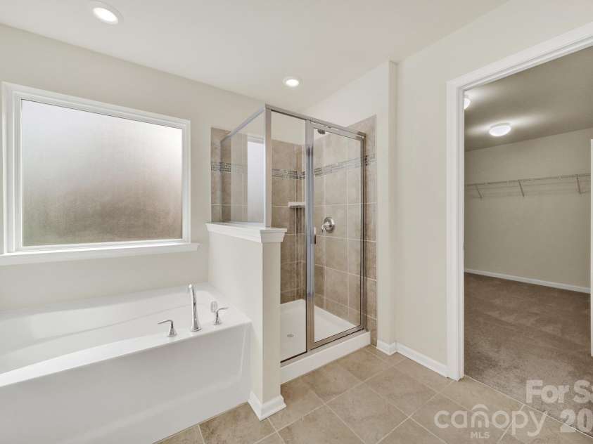 10328 Ebbets Road, Charlotte, NC 28273.  MLS# CAR4409878, YatesRealty ID 35104. Primary Bathroom