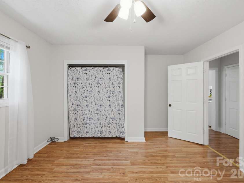 1320 Tom Fox Street, Morganton, NC 28655.  MLS# CAR4397352, YatesRealty ID 35105. 