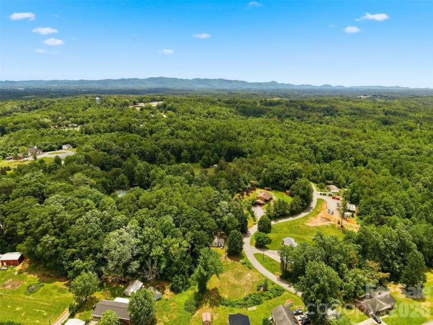 1320 Tom Fox Street, Morganton, NC 28655.  MLS# CAR4397352, YatesRealty ID 35105. 