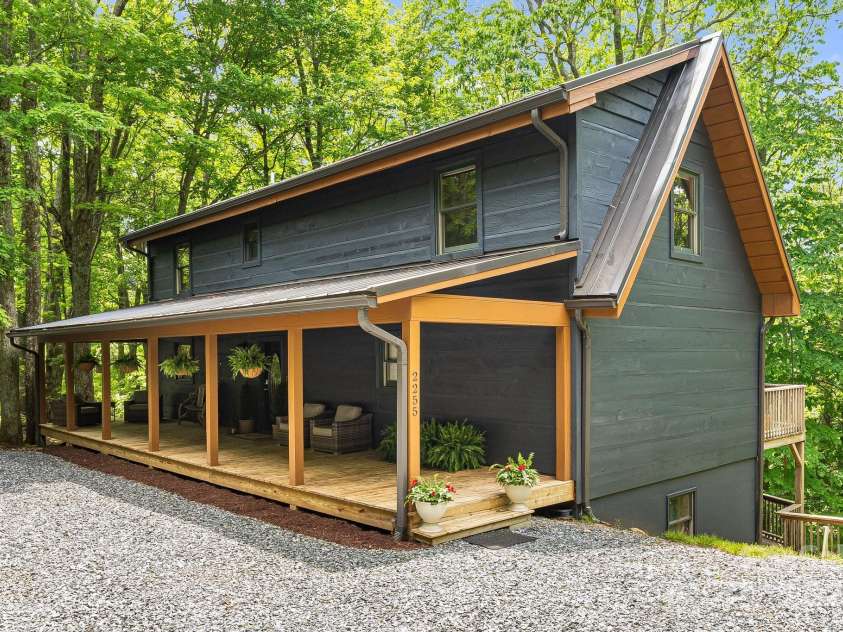 2255 Wolf Laurel Road, Mars Hill, NC 28754.  MLS# CAR4266423, YatesRealty ID 35106. 