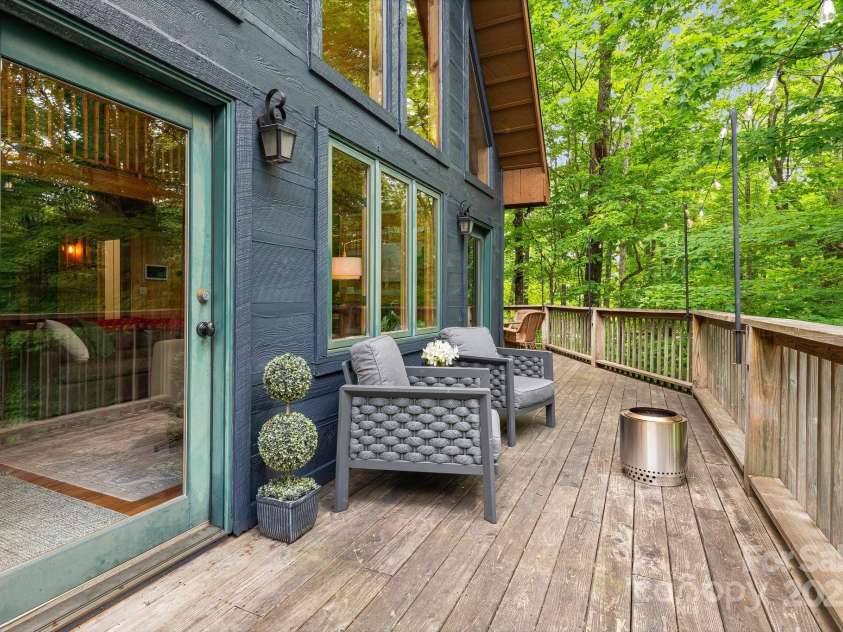 2255 Wolf Laurel Road, Mars Hill, NC 28754.  MLS# CAR4266423, YatesRealty ID 35106. 