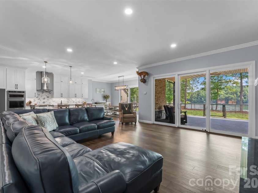 95 Linville View Drive, Nebo, NC 28761.  MLS# CAR4395600, YatesRealty ID 35107. 