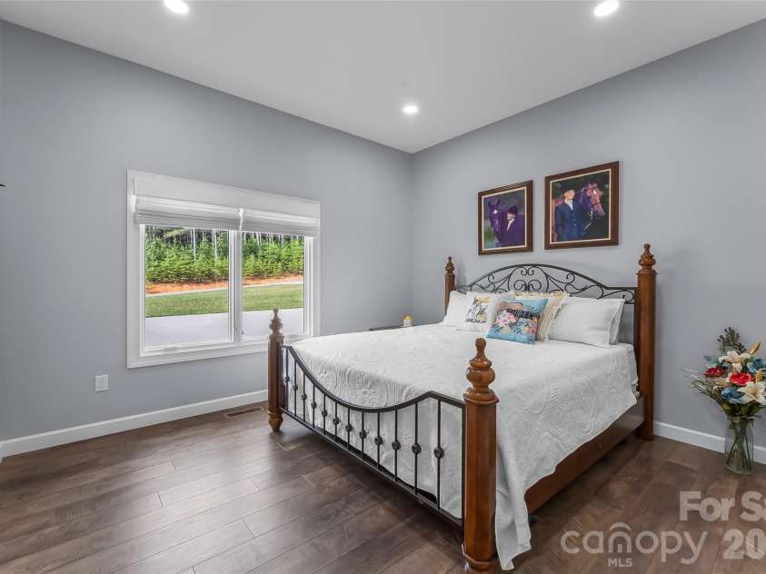 95 Linville View Drive, Nebo, NC 28761.  MLS# CAR4395600, YatesRealty ID 35107. 