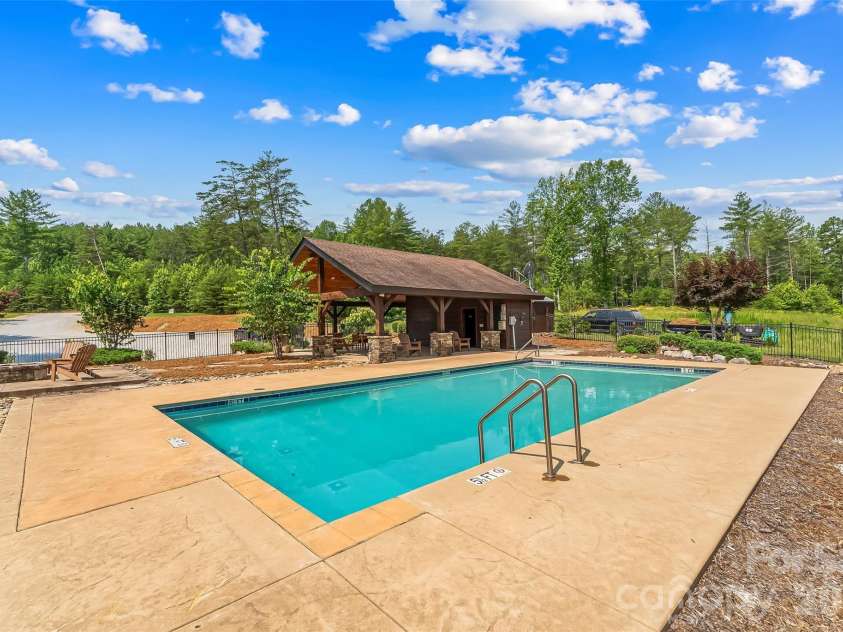 95 Linville View Drive, Nebo, NC 28761.  MLS# CAR4395600, YatesRealty ID 35107. 