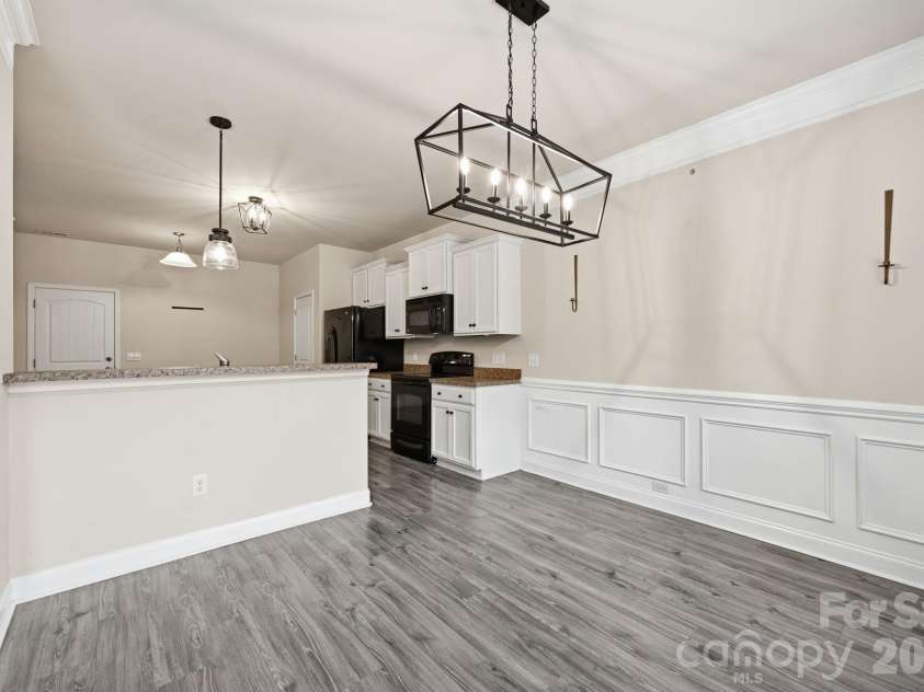 7820 Rockland Drive, Charlotte, NC 28213.  MLS# CAR4395155, YatesRealty ID 35108. 