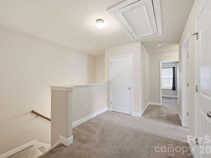 7820 Rockland Drive, Charlotte, NC 28213.  MLS# CAR4395155, YatesRealty ID 35108. 