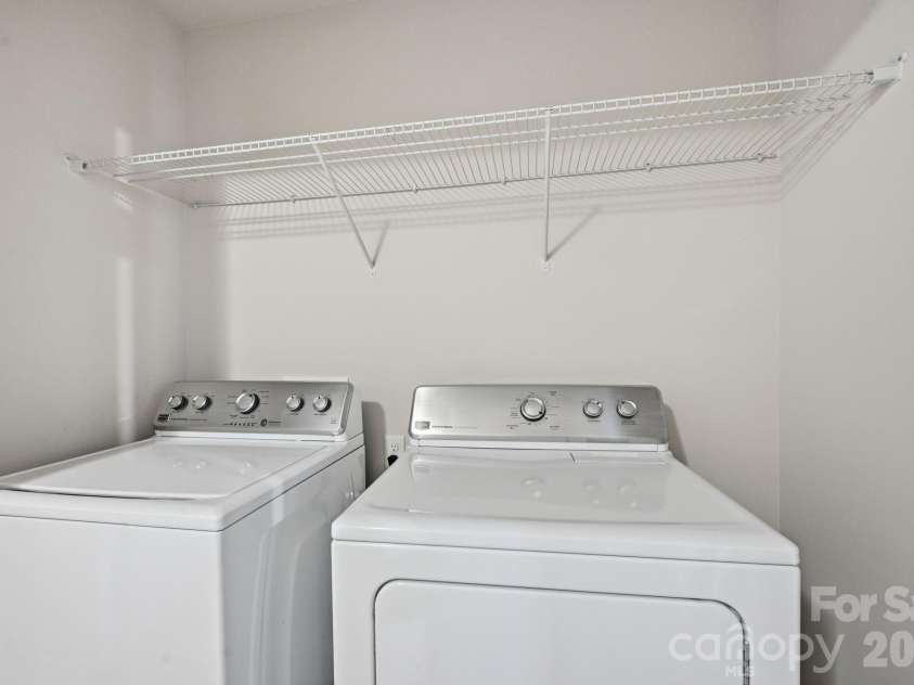 7820 Rockland Drive, Charlotte, NC 28213.  MLS# CAR4395155, YatesRealty ID 35108. 