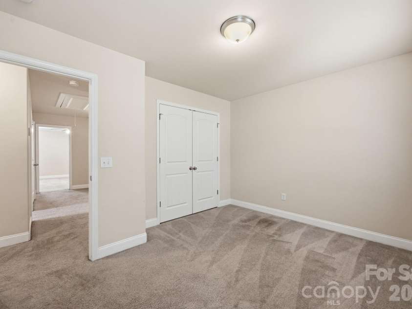 7820 Rockland Drive, Charlotte, NC 28213.  MLS# CAR4395155, YatesRealty ID 35108. 