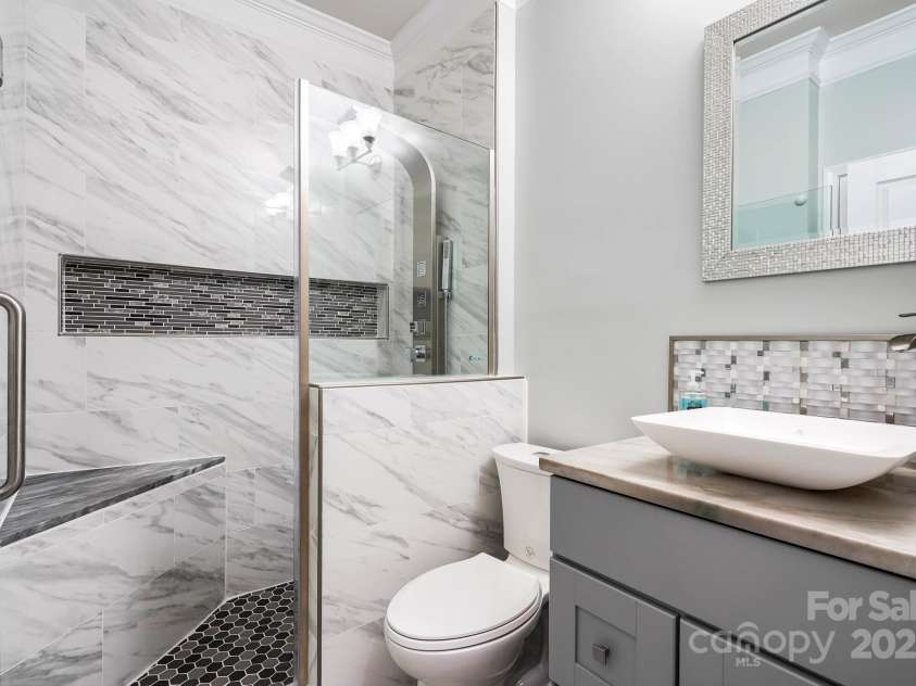 9714 Woburn Road, Charlotte, NC 28277.  MLS# CAR4289272, YatesRealty ID 35109. 