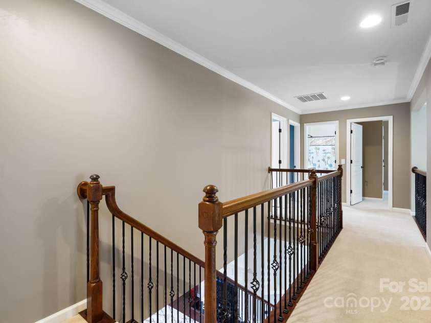 9714 Woburn Road, Charlotte, NC 28277.  MLS# CAR4289272, YatesRealty ID 35109. 