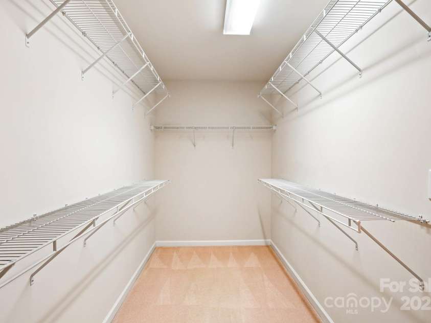 9714 Woburn Road, Charlotte, NC 28277.  MLS# CAR4289272, YatesRealty ID 35109. 