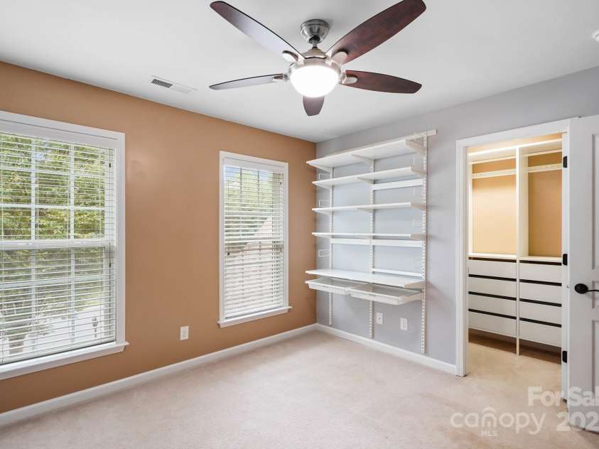 9714 Woburn Road, Charlotte, NC 28277.  MLS# CAR4289272, YatesRealty ID 35109. 