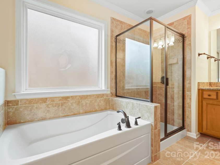 9714 Woburn Road, Charlotte, NC 28277.  MLS# CAR4289272, YatesRealty ID 35109. 