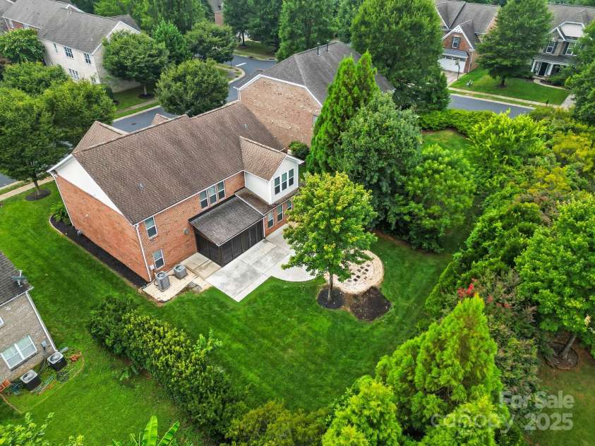 9714 Woburn Road, Charlotte, NC 28277.  MLS# CAR4289272, YatesRealty ID 35109. 