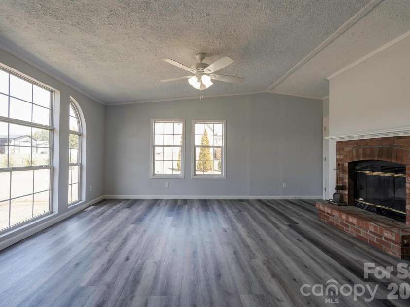 112 Jenny Drive, Shelby, NC 28152.  MLS# CAR4346824, YatesRealty ID 3511. 