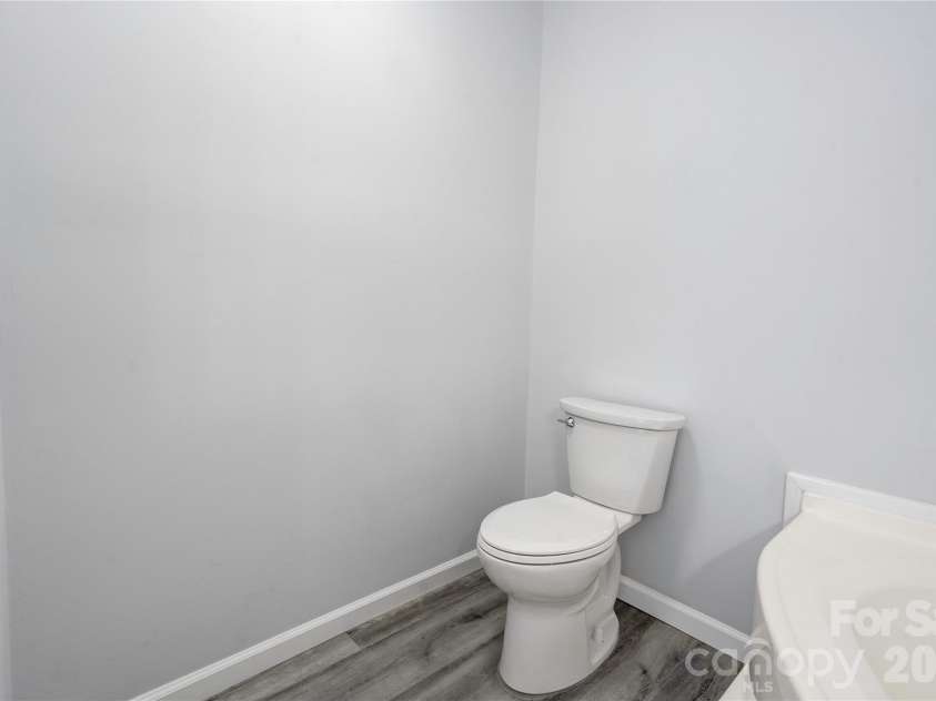 112 Jenny Drive, Shelby, NC 28152.  MLS# CAR4346824, YatesRealty ID 3511. 
