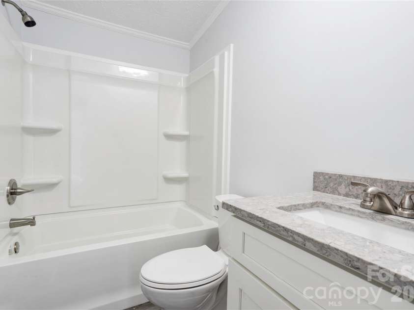 112 Jenny Drive, Shelby, NC 28152.  MLS# CAR4346824, YatesRealty ID 3511. 