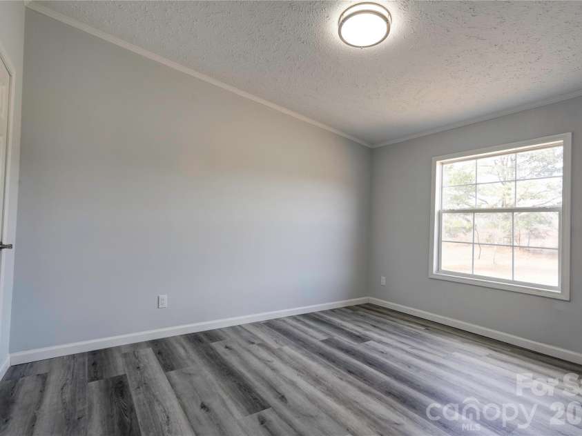 112 Jenny Drive, Shelby, NC 28152.  MLS# CAR4346824, YatesRealty ID 3511. 