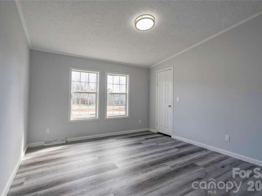112 Jenny Drive, Shelby, NC 28152.  MLS# CAR4346824, YatesRealty ID 3511. 