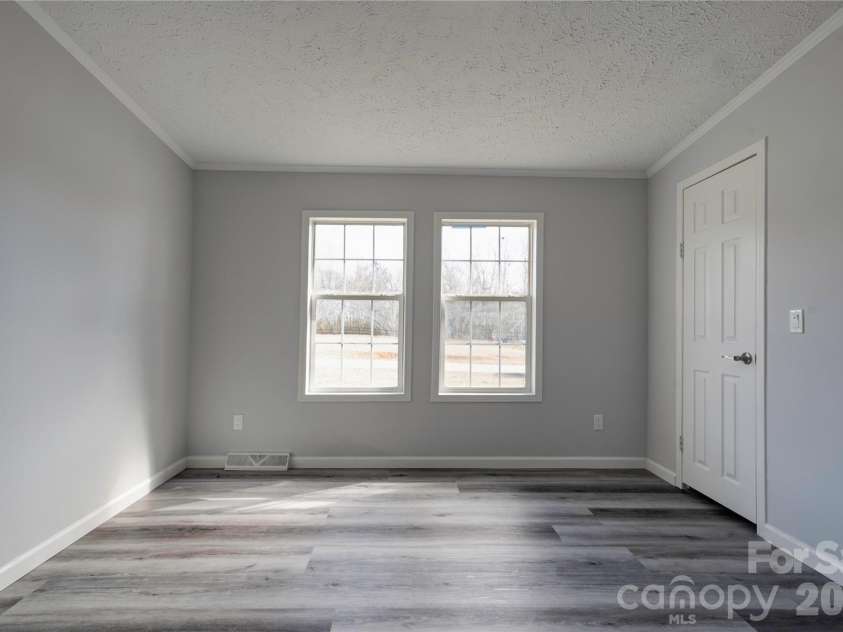 112 Jenny Drive, Shelby, NC 28152.  MLS# CAR4346824, YatesRealty ID 3511. 