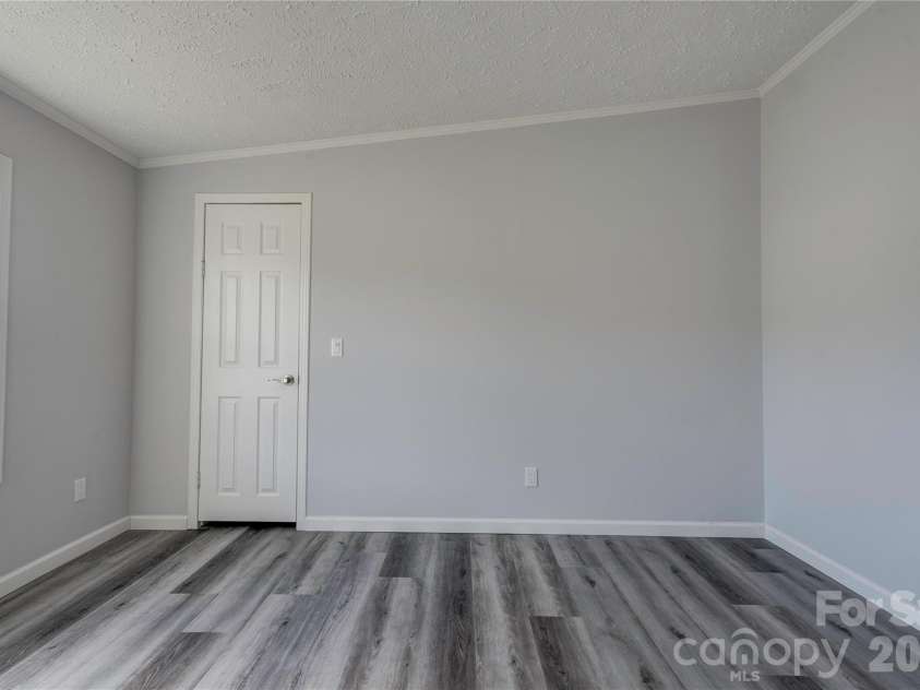 112 Jenny Drive, Shelby, NC 28152.  MLS# CAR4346824, YatesRealty ID 3511. 