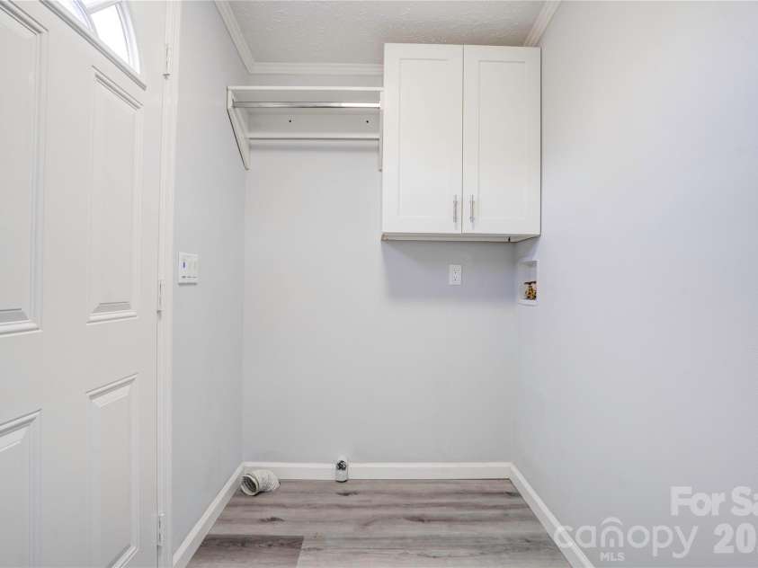 112 Jenny Drive, Shelby, NC 28152.  MLS# CAR4346824, YatesRealty ID 3511. 