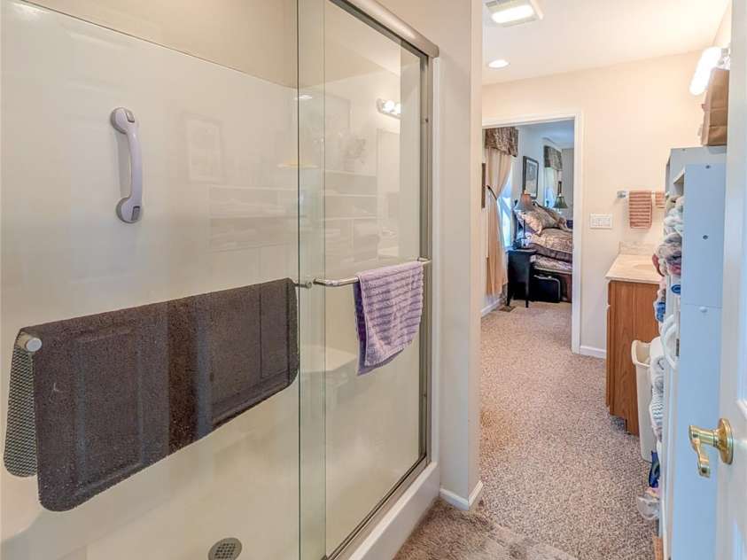 305 Majestic Mountain Drive, Burnsville, NC 28714.  MLS# CAR4336444, YatesRealty ID 3511. 