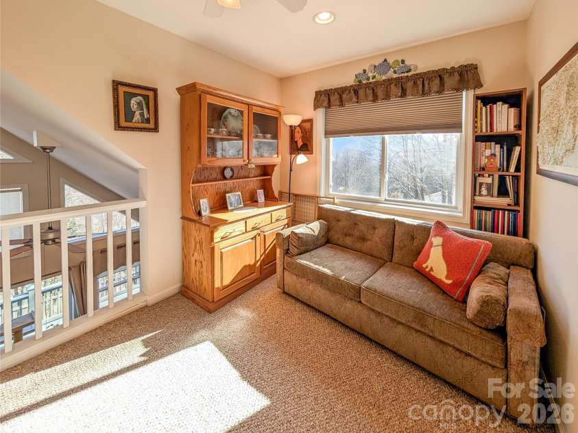 305 Majestic Mountain Drive, Burnsville, NC 28714.  MLS# CAR4336444, YatesRealty ID 3511. 