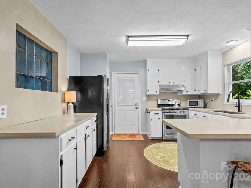 1910 Normandy Road, Kannapolis, NC 28081.  MLS# CAR4289059, YatesRealty ID 35110. 