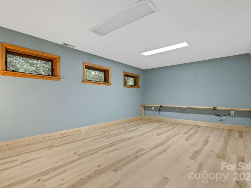 1910 Normandy Road, Kannapolis, NC 28081.  MLS# CAR4289059, YatesRealty ID 35110. 