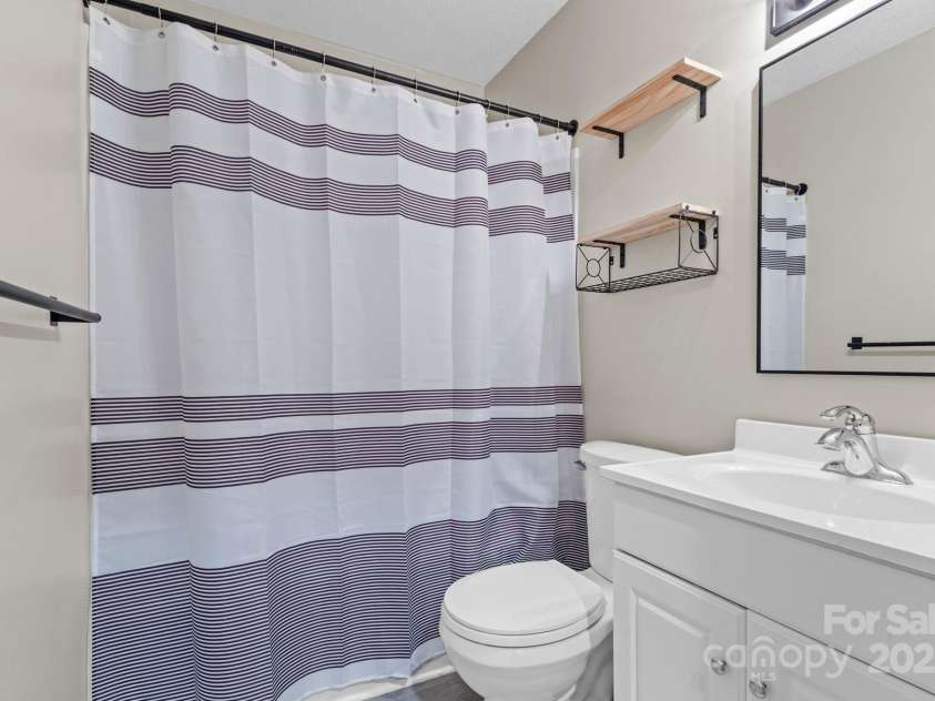 1910 Normandy Road, Kannapolis, NC 28081.  MLS# CAR4289059, YatesRealty ID 35110. 