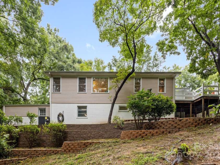 1910 Normandy Road, Kannapolis, NC 28081.  MLS# CAR4289059, YatesRealty ID 35110. 