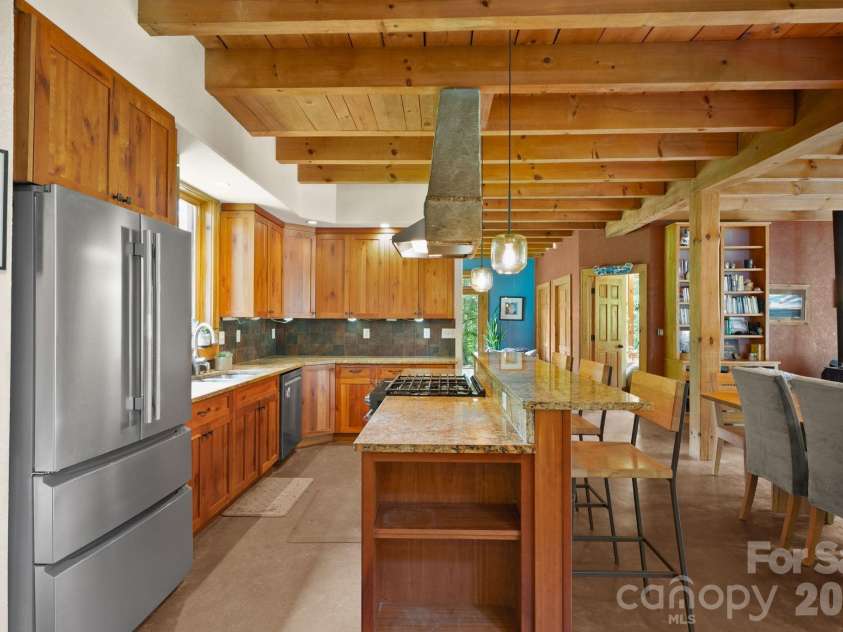 24 Merriwood Trail, Arden, NC 28704.  MLS# CAR4396503, YatesRealty ID 35111. Chef's kitchen
