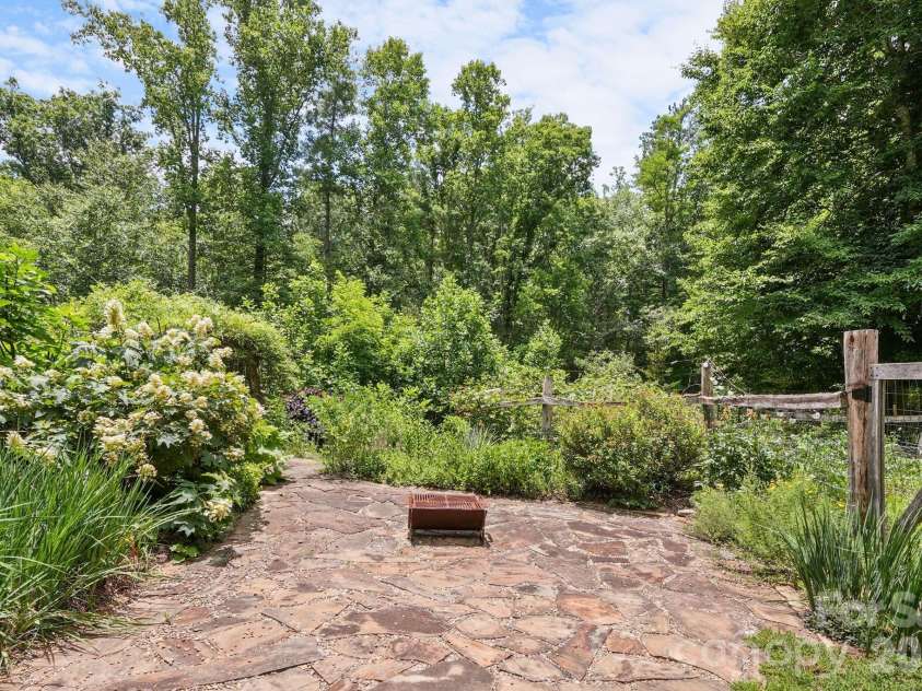 24 Merriwood Trail, Arden, NC 28704.  MLS# CAR4396503, YatesRealty ID 35111. Flagstone patio